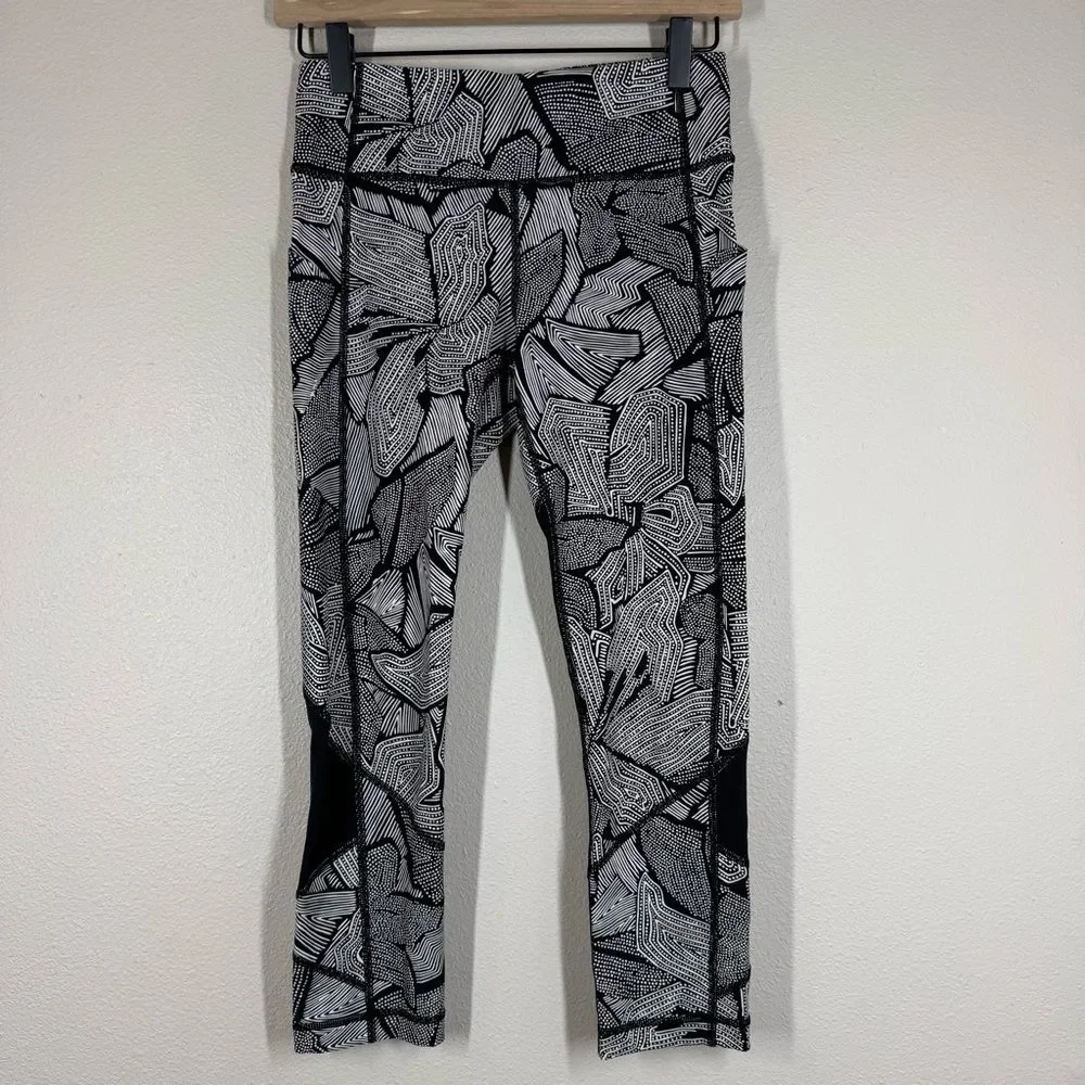 Lululemon Women's Goal Crusher 7/8 Tights Leggings Dottie Tribe White Black 4